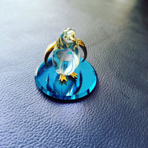 Glass Baron Mini Art Glass Penguin Figurine w Gold Accents on Blue Mirror - Picture 3 of 6